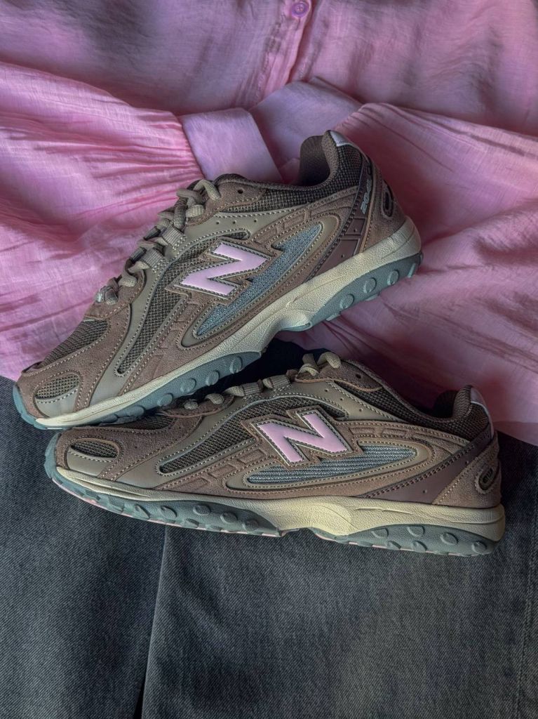 Кросівки коричневі New Balance 204L Brown