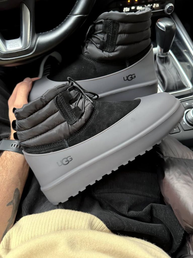 Черевики UGG Classic Mini Lace-Up Black