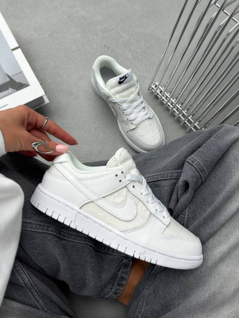 Кросівки Nike DUNK LOW WMNS LACE PACK REGAL WHITE