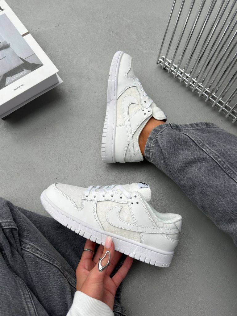 Кросівки Nike DUNK LOW WMNS LACE PACK REGAL WHITE