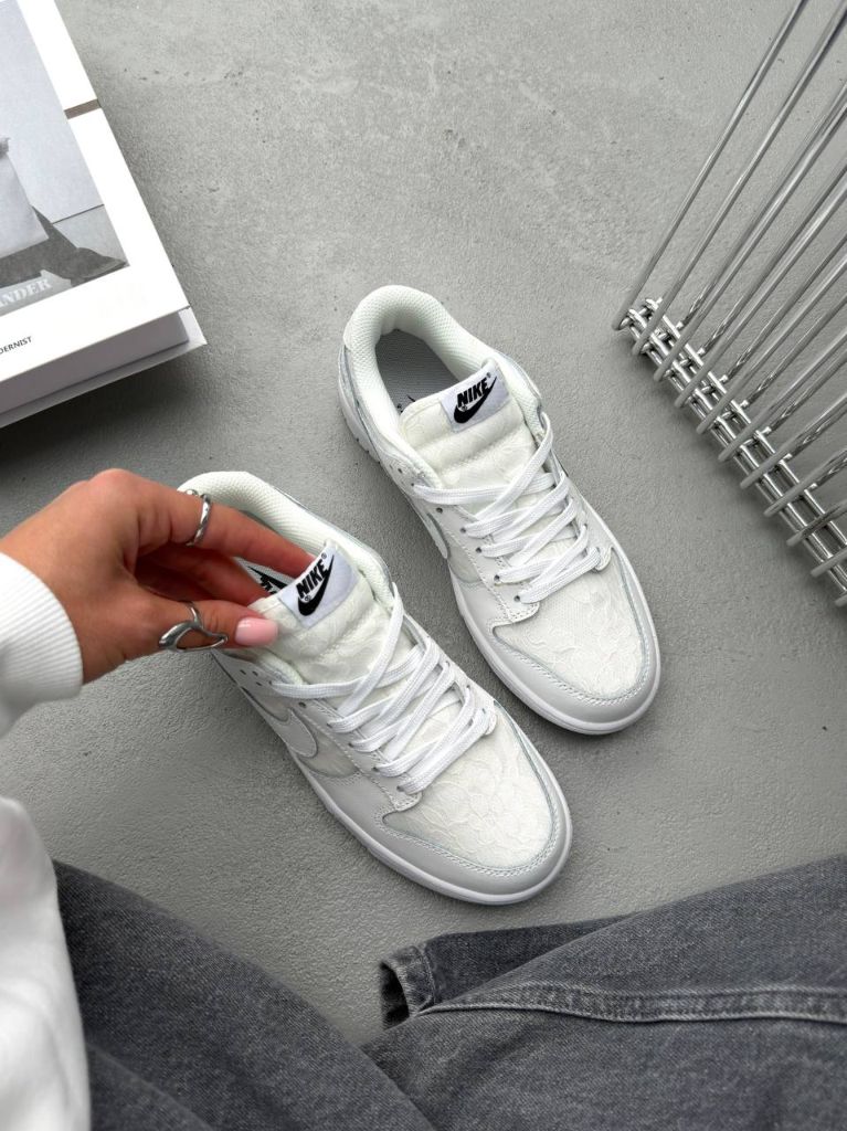 Кросівки Nike DUNK LOW WMNS LACE PACK REGAL WHITE