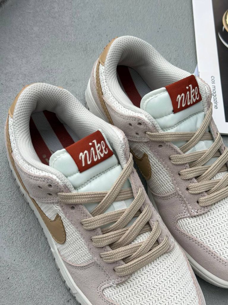 Кросівки Nike SB Dunk Se Beige Brown