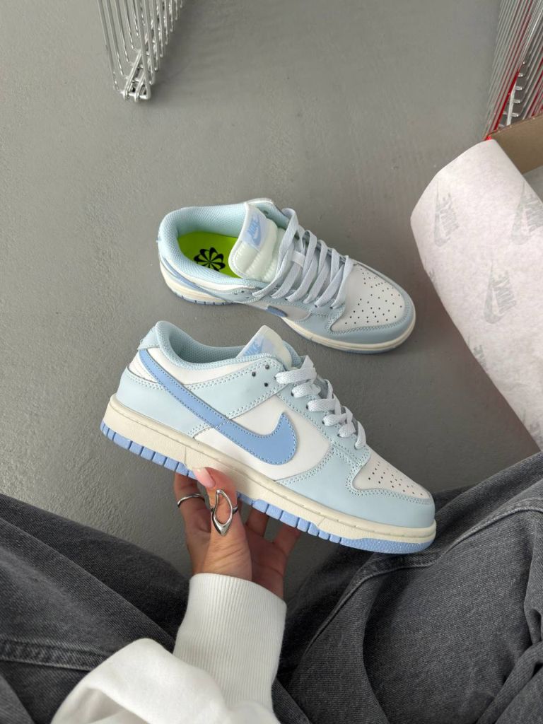 Кросівки блакитні Nike SB Dunk Low Blue Tint