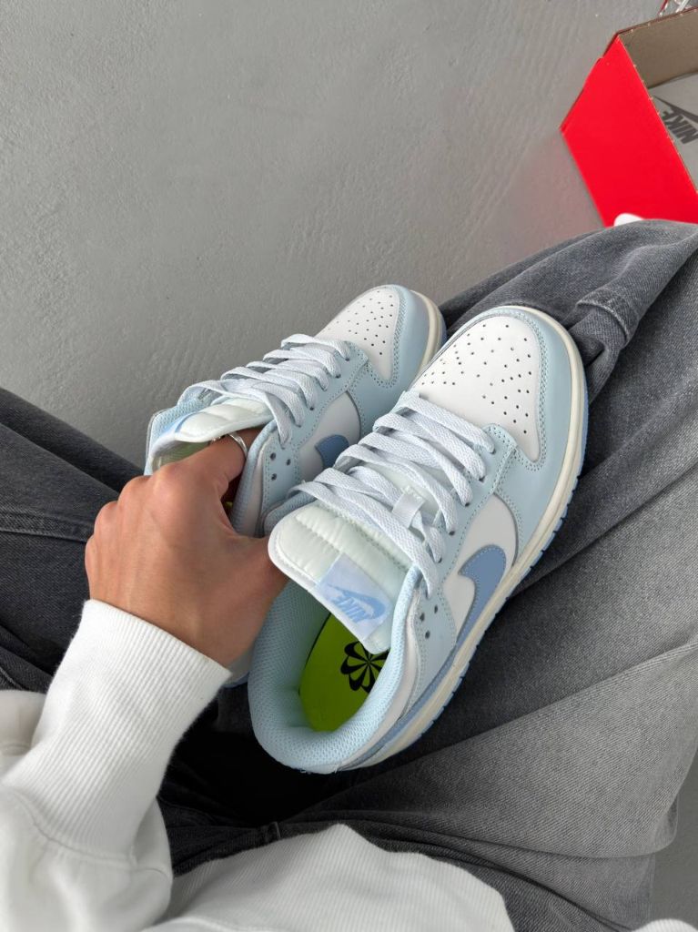 Кросівки блакитні Nike SB Dunk Low Blue Tint