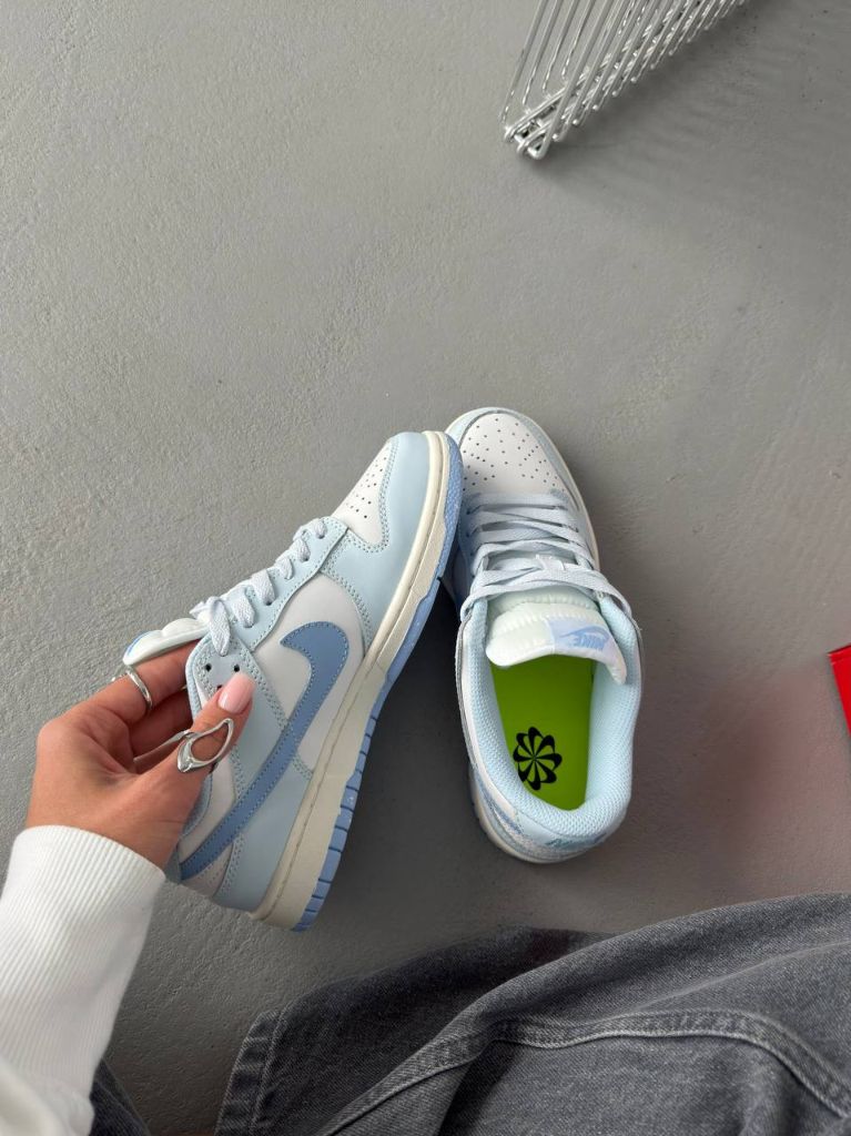 Кросівки блакитні Nike SB Dunk Low Blue Tint