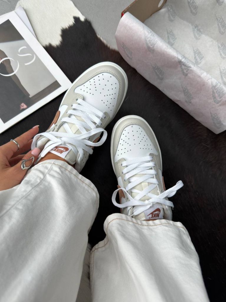 Кросівки Nike Dunk Low Retro Phantom Light